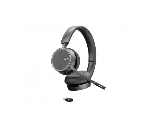 Poly Studio P5 kit with Voyager 4220 UC - 2200-87140-025