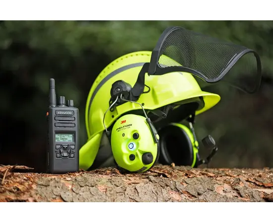 Kenwood  NX-3200 (VHF) NX-3300 (UHF) (DMR, GPS, Bluetooth)