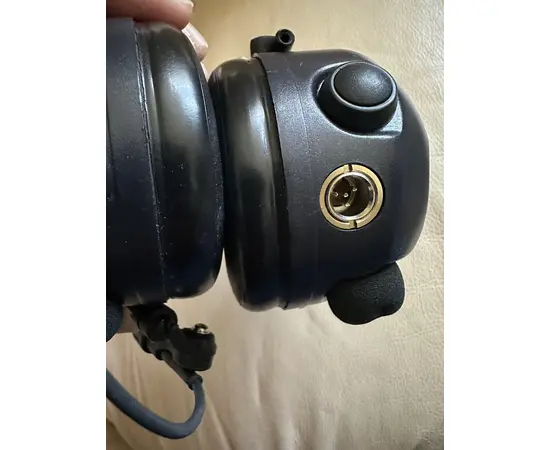 Peltor J111A06SP - LiteCom PRO 4-pole to 7 (utvendig tilbehørskontakt)