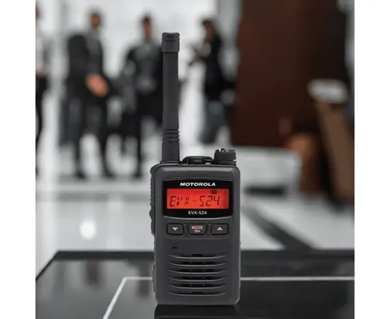 Komplett Bundle - Motorola S24 med rekkelader - Oppsett for bruk i skolemiljø